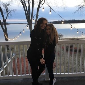 Meet your Posher, Jenni